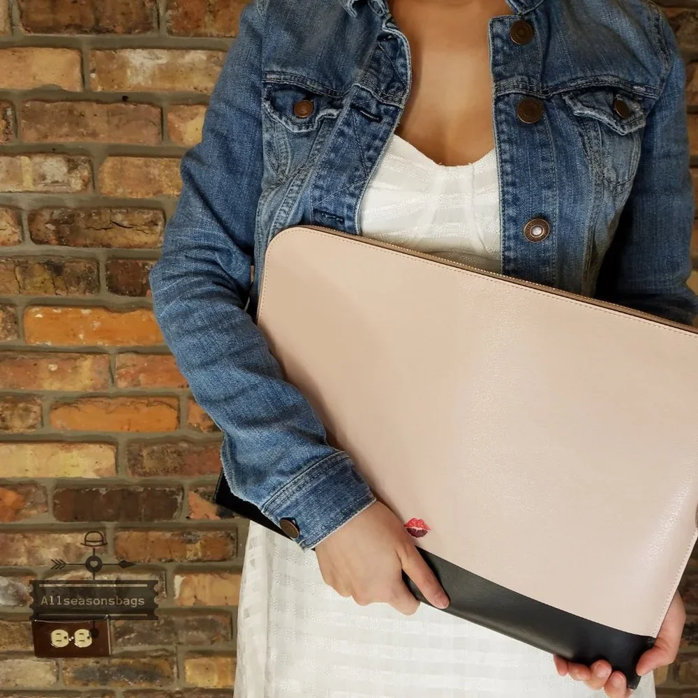 AUTHENTIC MINNIE Mouse Universal Laptop Sleeve Kate Spade BEIGE black - Picture 3 of 7